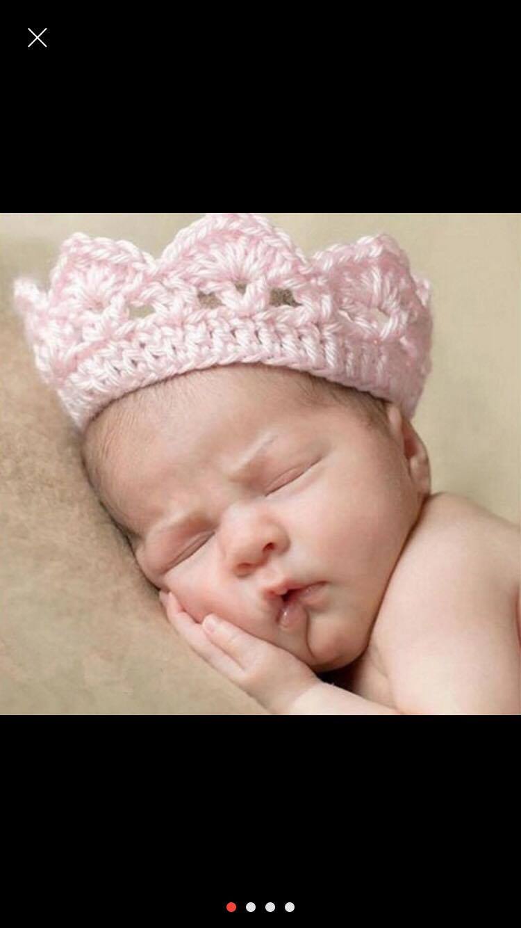 Newborn Photography Prop - Baby wearing Pink hat